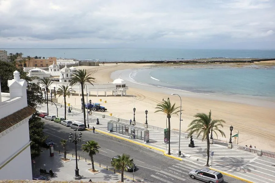 Que ver en Cádiz y alrededores en 3 días 9 Playa la Caleta