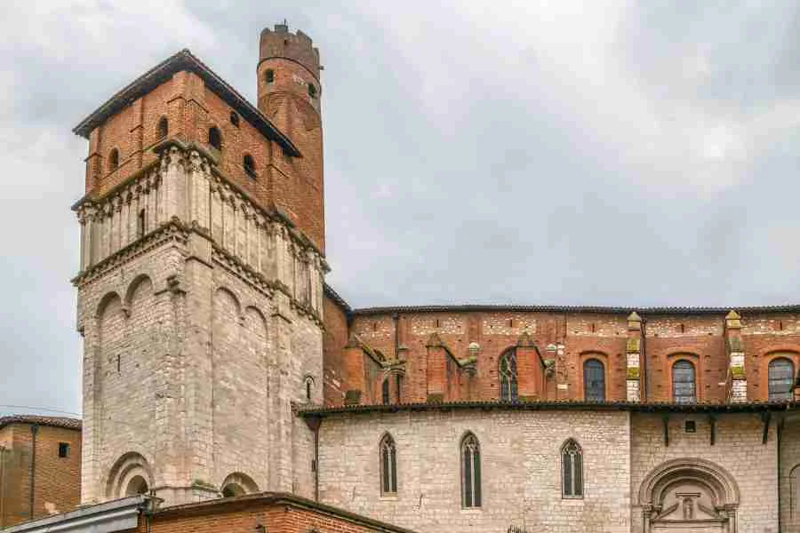 Qué hacer en Albi Francia: una guía completa para descubrir esta encantadora ciudad 10 Colegiata de Saint-Salvy que hacer en Albi Francia