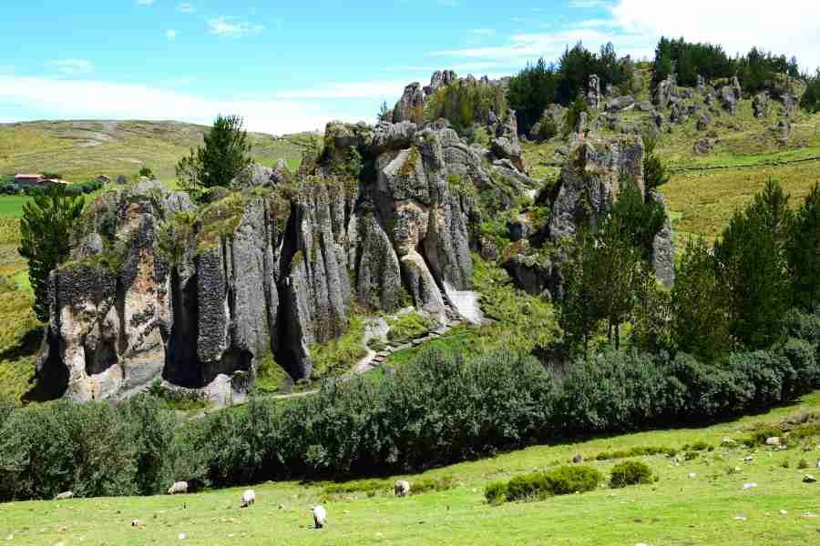 complejo arqueológico cumbemayo que ver en Cajamarca Perú