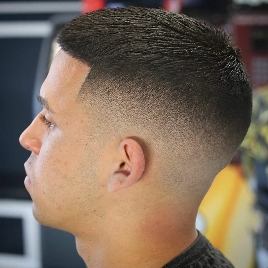 D'Caly Barber 17 1000041293 1